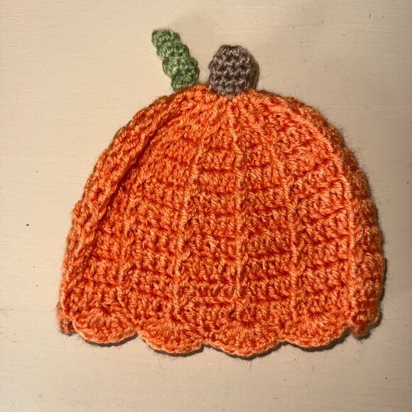 Crochet Pumpkin Baby Hat 0-6M - Picture 5 of 5
